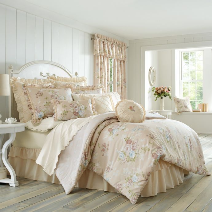 Piper And Wright Anna Reversible Queen Comforter Set In Blush Bed Bath