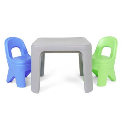 simplay3 table and chairs