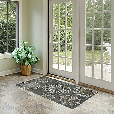 Bacova Cashlon 1&#39;8 x 2&#39;8 Accent Rug in Charcoal. View a larger version of this product image.