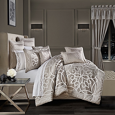 J. Queen New York&trade; Deco 4-Piece King Comforter Set in Silver. View a larger version of this product image.