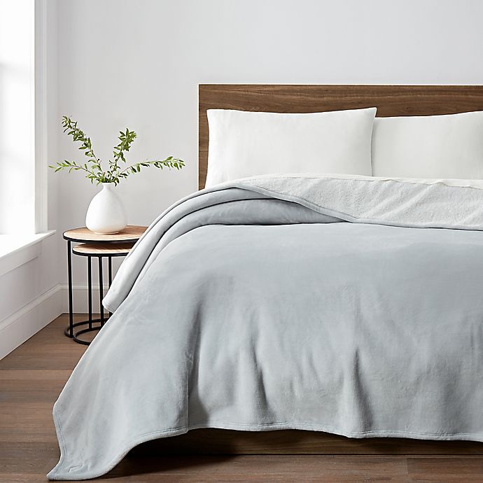 Ugg Avalon Blanket Bed Bath Beyond, What Size Is A Queen Bed Blanket
