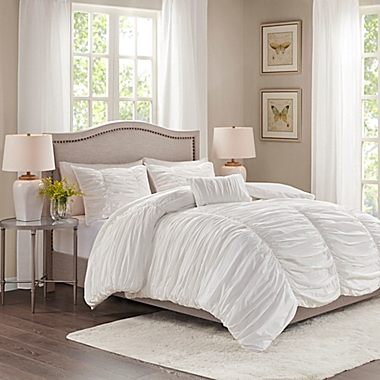 Madison Park Delancey 4-Piece Comforter Set in White. View a larger version of this product image.