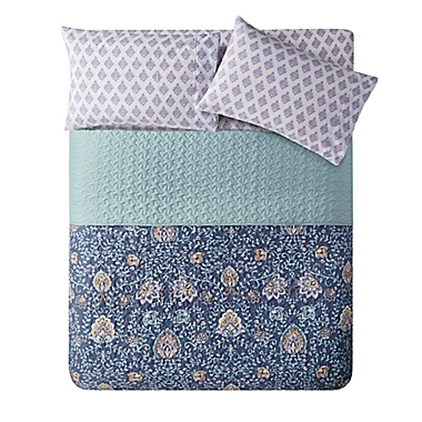 VCNY Home Haidee Damask 5-Piece Full XL Quilt Set in Navy. View a larger version of this product image.