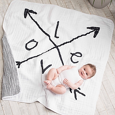 aden + anais&reg; Lovestruck Classic Dream Blanket in Black/White. View a larger version of this product image.
