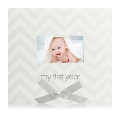 Pearhead&reg; Baby&#39;s &quot;My First Year&quot; Keepsake Calendar