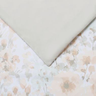 Vince Camuto&reg; Rylee 2-Piece Twin XL Duvet Set. View a larger version of this product image.