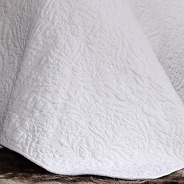Savannah 3-Piece Full/Queen Quilt Set in White. View a larger version of this product image.