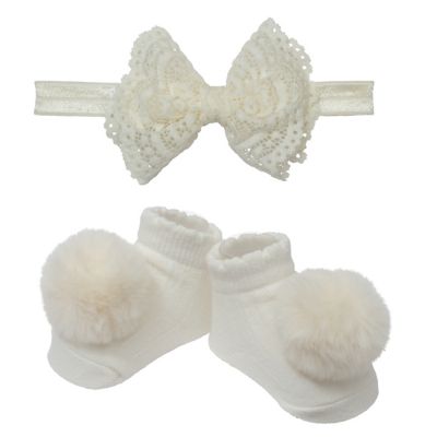 So&#39; Dorable Ivory Lace Bow Headband and Bootie Set