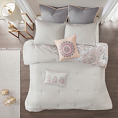 Madison Park Isla 8-Piece Reversible California King Comforter Set in Blush. View a larger version of this product image.