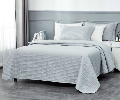 Millano Collection Classic 2-Piece Twin Quilt Set in Blue