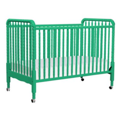 DaVinci Jenny Lind 3-in-1 Convertible Crib in Emerald
