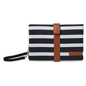 JJ Cole&reg; Changing Clutch