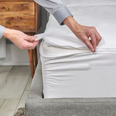 Therapedic&reg; Allergen Barrier Twin Mattress Protector in White. View a larger version of this product image.
