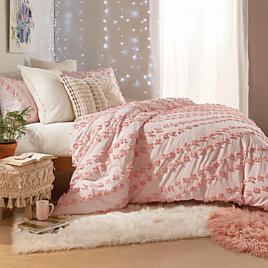 Peri Home Space Dyed Fringe 3-Piece Full/Queen Comforter Set in Blush. View a larger version of this product image.