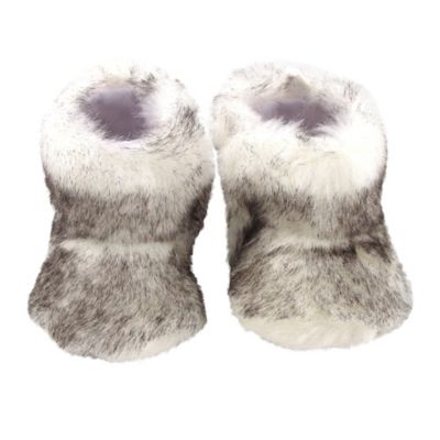 white faux fur boots