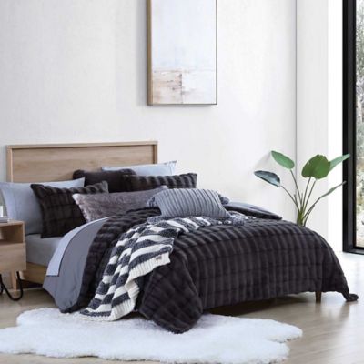 UGG® Bella 3-Piece Comforter Set | Bed 