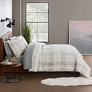 UGG&reg; Avery 3-Piece Reversible Full/Queen Comforter Set in Glacier Grey Plaid. View a larger version of this product image.