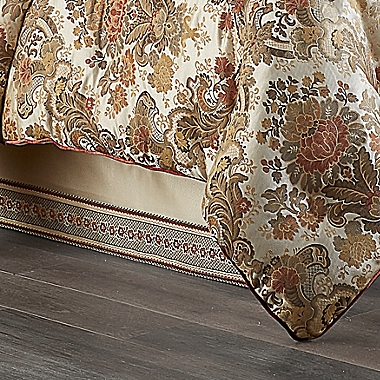 J. Queen Juliette 4-Piece Queen Comforter Set in Terracotta. View a larger version of this product image.