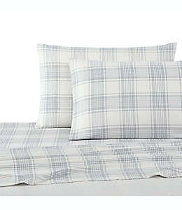 Fundas estándar/queen de franela para almohadas UGG® a cuadros color gris, Set de 2 piezas