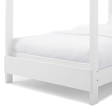 Delta Children Poppy House Twin Platform Bed. View a larger version of this product image.