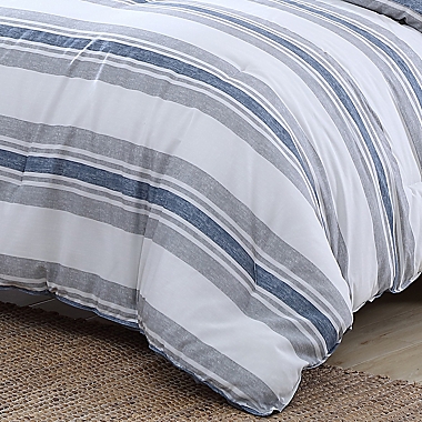 Nautica&reg; Bay Shore 3-Piece Reversible Full/Queen Comforter Set in Navy. View a larger version of this product image.