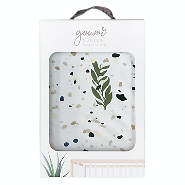 Goumi&reg; Organic Cotton Botanical Changing Pad Cover in Green/White. View a larger version of this product image.