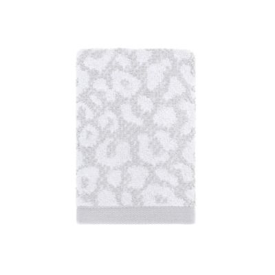 Wamsutta&reg; Montville Fingertip Towel in Grey/Violet