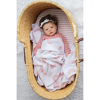 Ely&#39;s &amp; Co.&reg; 2-Pack Waterproof Bassinet Sheets in Mauve. View a larger version of this product image.