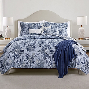 Pines and Flowers 7-Piece Reversible Full/Queen Quilt Set in Grey/Blue. View a larger version of this product image.