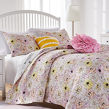 Greenland Home Fashions Misty Bloom Reversible Quilt Set in Pink. View a larger version of this product image.