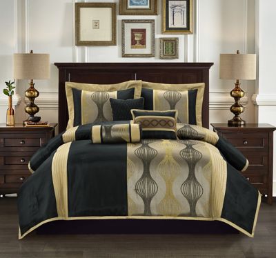 Nanshing Carrie 7-Piece King Comforter Set in Black/Gold