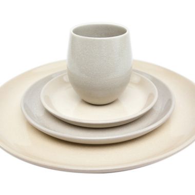 Carthage.co La Marsa 4-Piece Place Setting in Muslin. View a larger version of this product image.