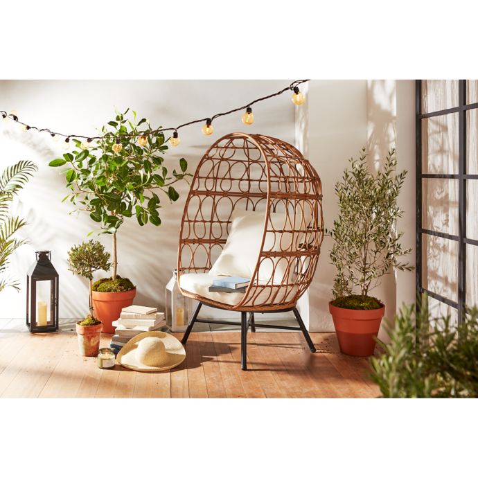 Bed Bath & Beyond Launches Bee & Willow, Its First-Ever Home Furniture and  Decor Collection
