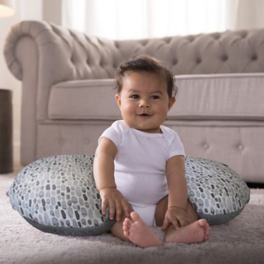 Boppy&reg; Luxe Nursing Pillow in Grey Brushstroke. View a larger version of this product image.
