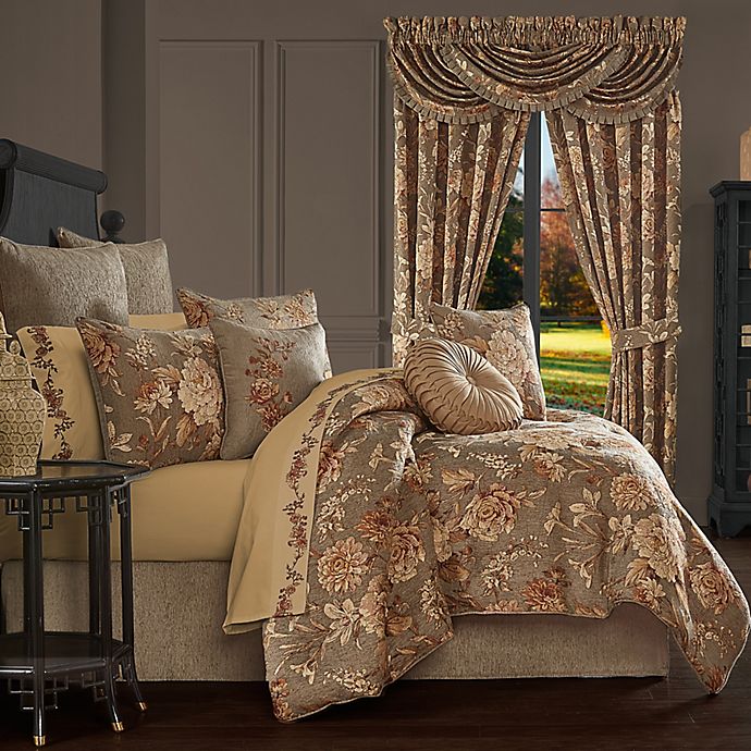 J. Queen New York™ Camellia 4Piece Comforter Set Bed
