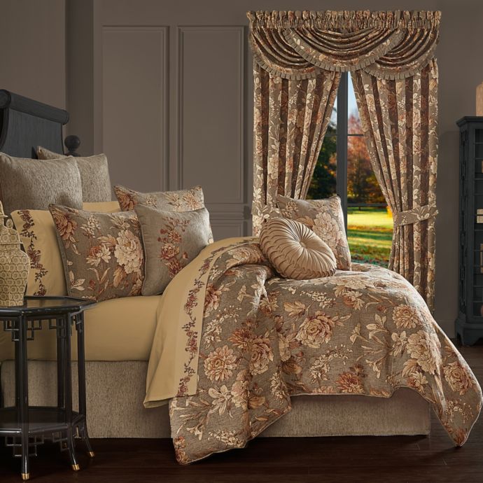 J. Queen New York™ Camellia 4Piece Comforter Set Bed