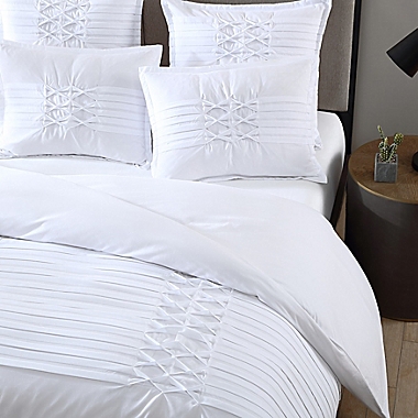 City Scene Triple Diamond 3-Piece King Comforter in White. View a larger version of this product image.
