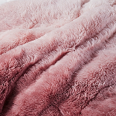 CosmoLiving Cleo Ombre Shaggy Fur 3-Piece Full/Queen Comforter Set in Blush. View a larger version of this product image.