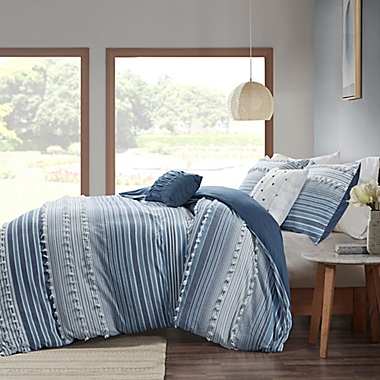 Urban Habitat Calum 5-Piece Full/Queen Duvet Cover Set in Navy. View a larger version of this product image.