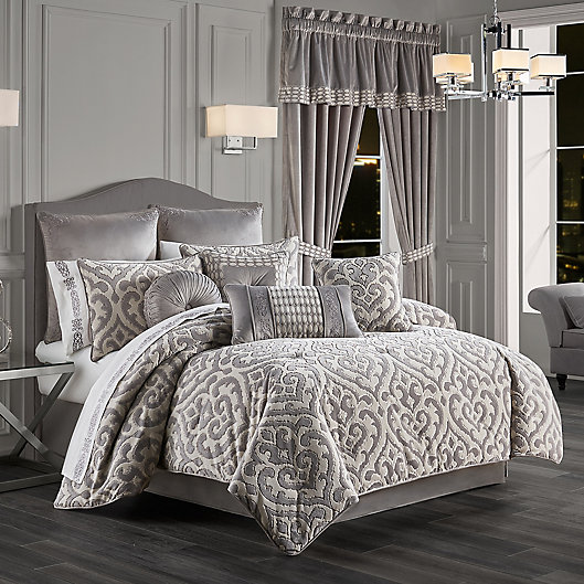 Alternate image 1 for J. Queen New York™ Belvedere 4-Piece Comforter Set in Silver