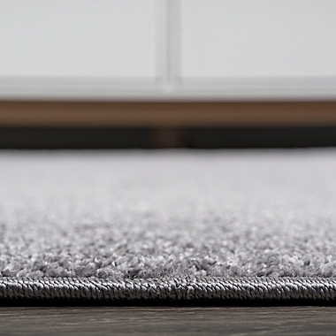 JONATHAN Y Haze 5&#39; x 8&#39; Area Rug in Grey. View a larger version of this product image.