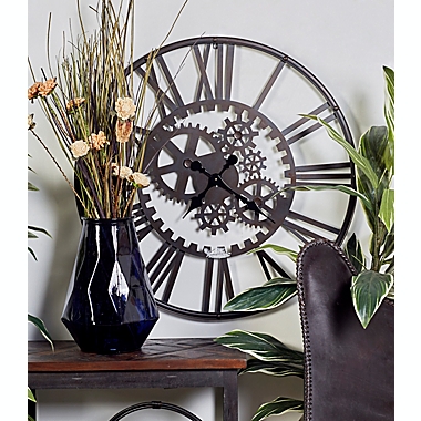 Ridge Road D&egrave;cor 32-Inch Round Industrial Metal Gear Wall Clock in Black. View a larger version of this product image.