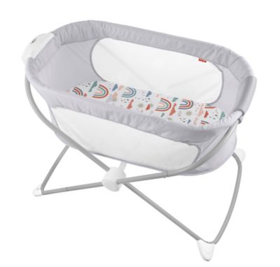 Fisher-Price&reg; Soothing View&trade; Rainbow Showers Bassinet