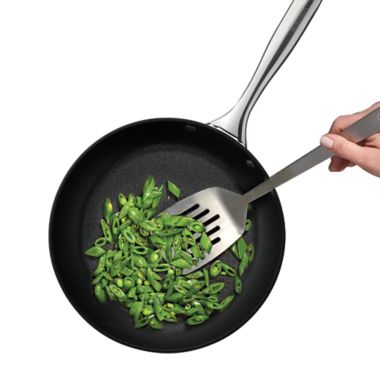 Starfrit the Rock Diamond Nonstick 9.5-Inch Aluminum Fry Pan in Black. View a larger version of this product image.