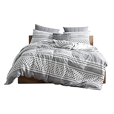 Swift Home Atayal Clip Jacquard 5-Piece King/California King Comforter Set in Grey. View a larger version of this product image.