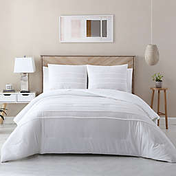 Avery Homegrown Pleated 3-Piece King Comforter Set in White