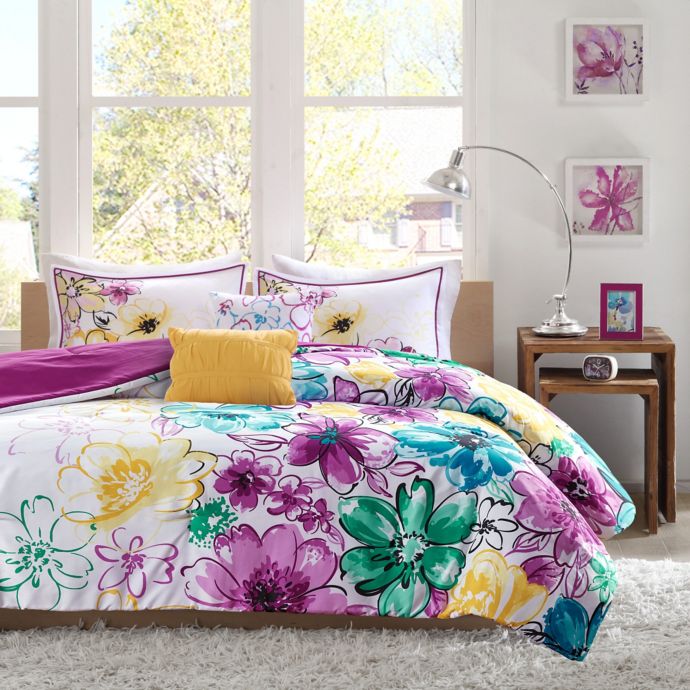 Olivia Reversible Comforter Set In Fuchsia Bed Bath And Beyond Canada