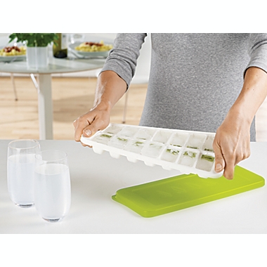 Joseph Joseph&reg; QuickSnap&trade; Plus Easy-Release Ice Tray in Green. View a larger version of this product image.