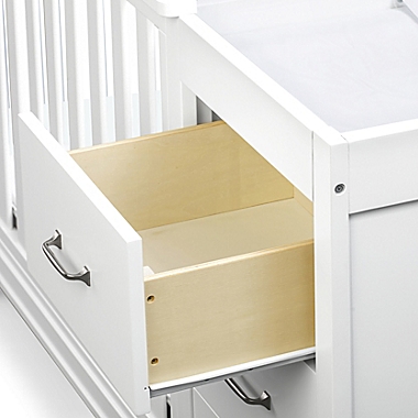 DaVinci Charlie 4-in-1 Convertible Mini Crib &amp; Changer in White. View a larger version of this product image.