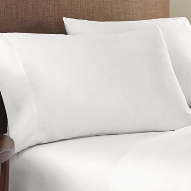 Nestwell&trade; Egyptian Cotton 625-Thread-Count Standard Pillowcases in Bright White (Set of 2). View a larger version of this product image.